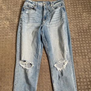 Never worn AE Curvy Mom Jeans